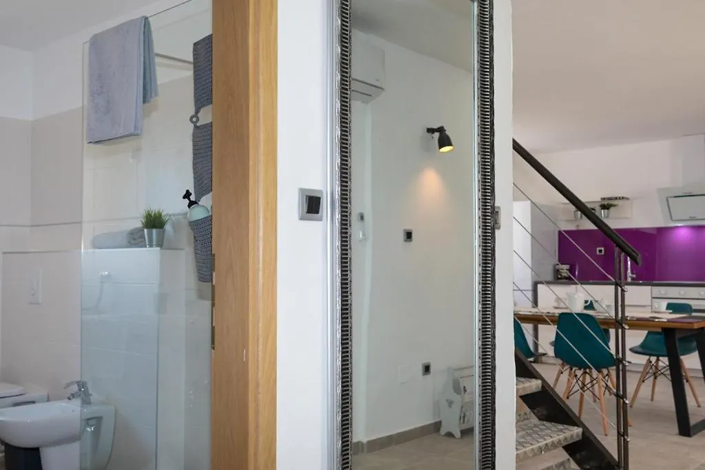 Moderno 3 Casa Vecchia Villa Peroj