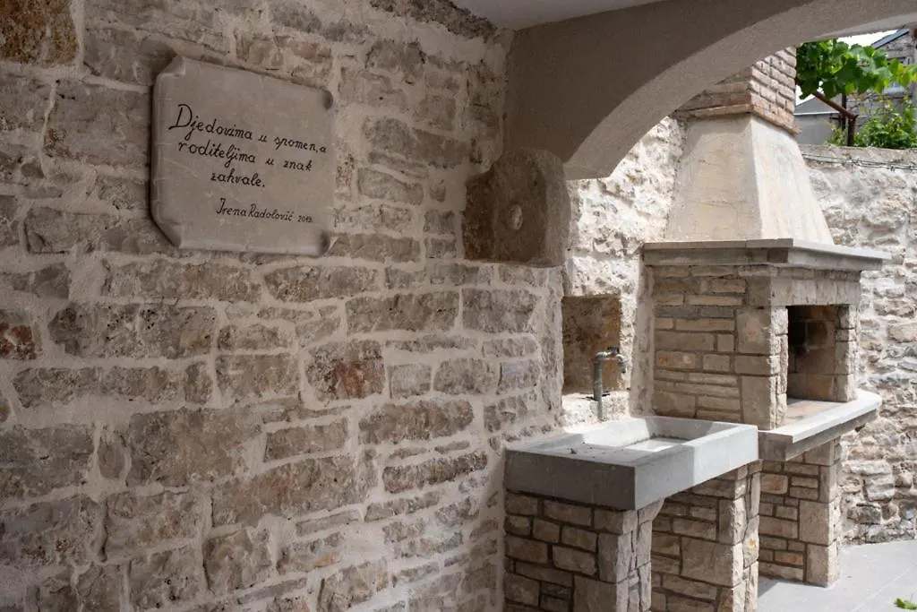 Moderno 3 Casa Vecchia Villa Peroj
