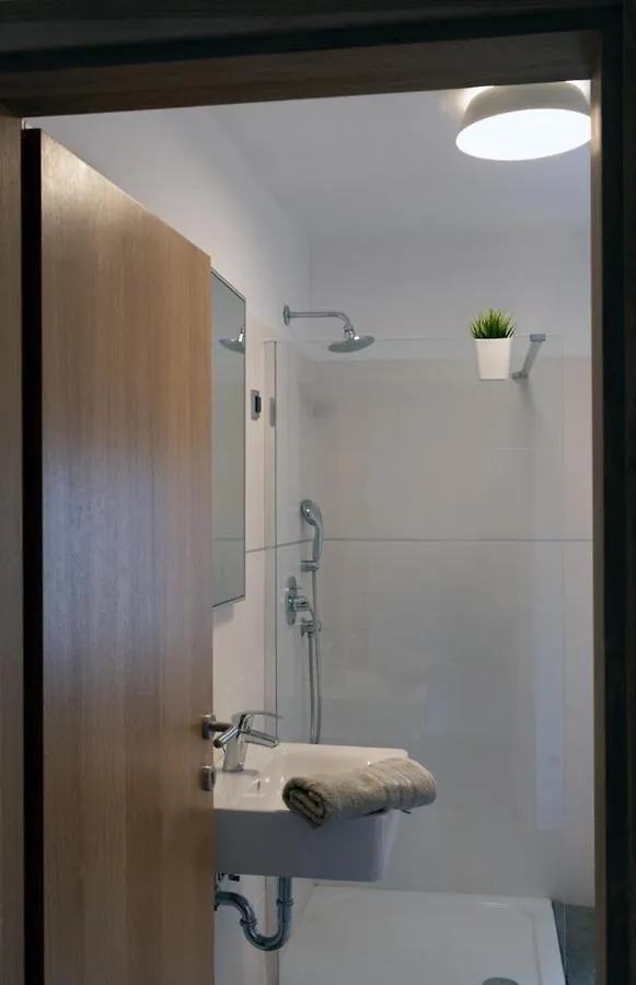 Moderno 3 Casa Vecchia Villa Peroj