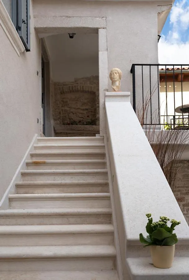 Moderno 3 Casa Vecchia Villa Peroj