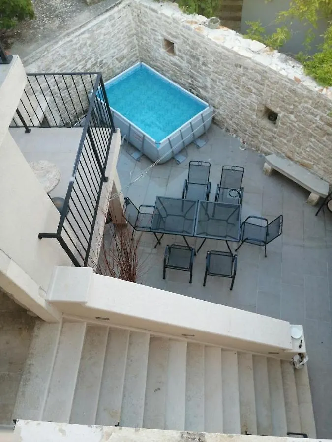 Moderno 3 Casa Vecchia Villa Peroj 0*,