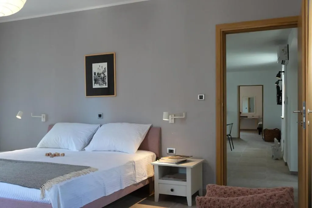 Moderno 3 Casa Vecchia Villa Peroj