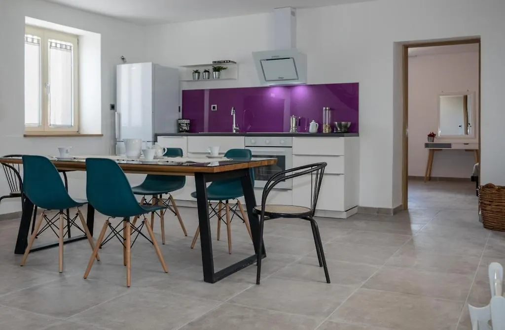 Moderno 3 Casa Vecchia Villa Peroj