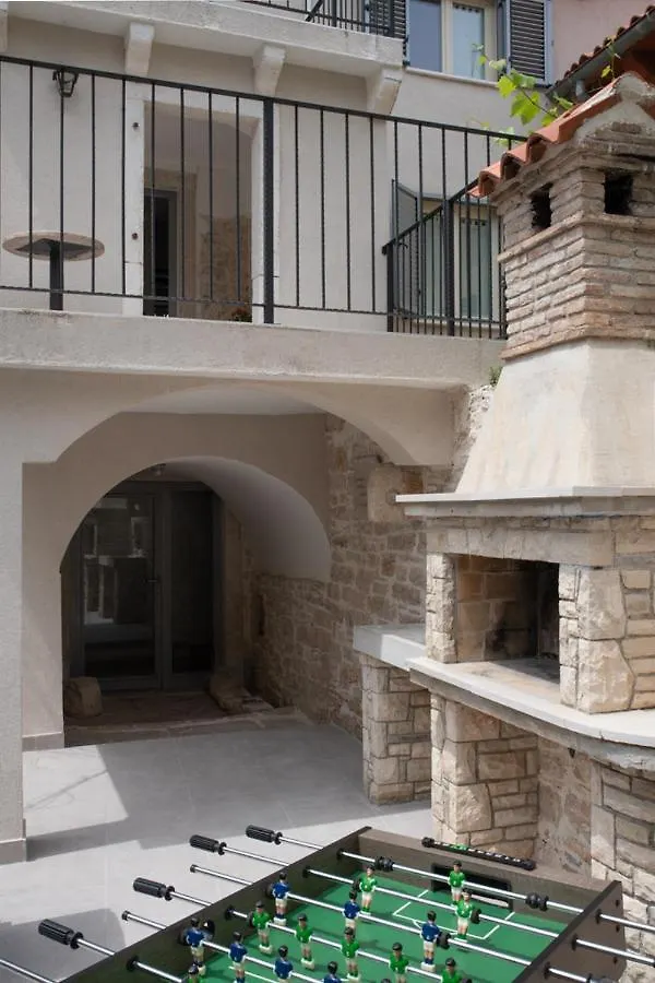 Moderno 3 Casa Vecchia Villa Peroj