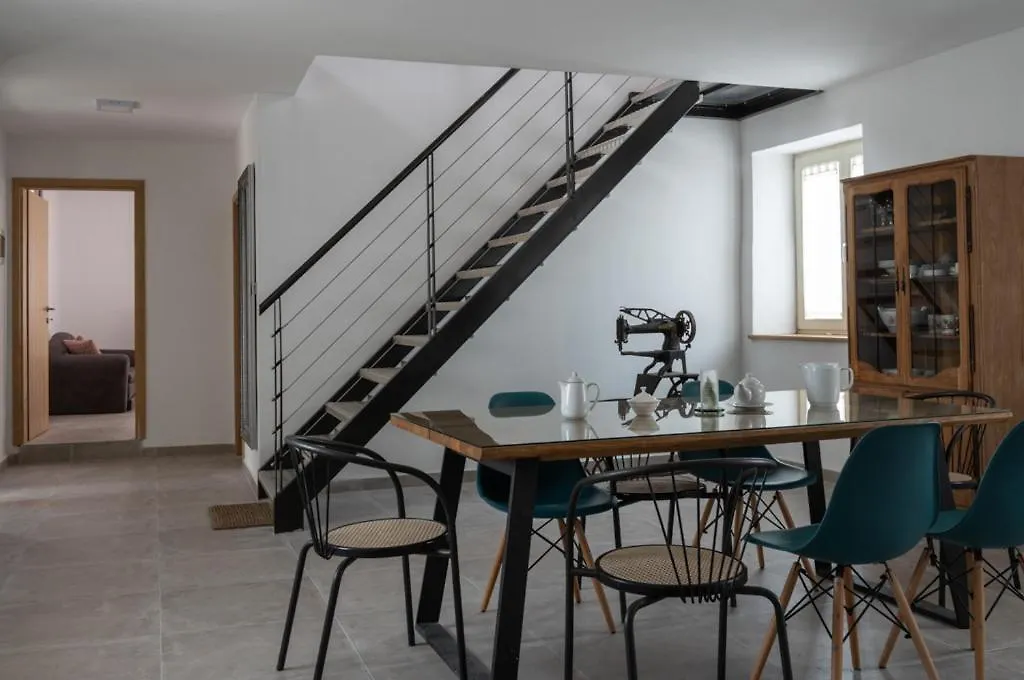 Moderno 3 Casa Vecchia Villa Peroj 0*,  Hırvatistan